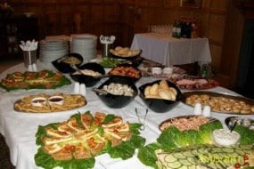 I & B Catering Dinner Party Catering Profile 1
